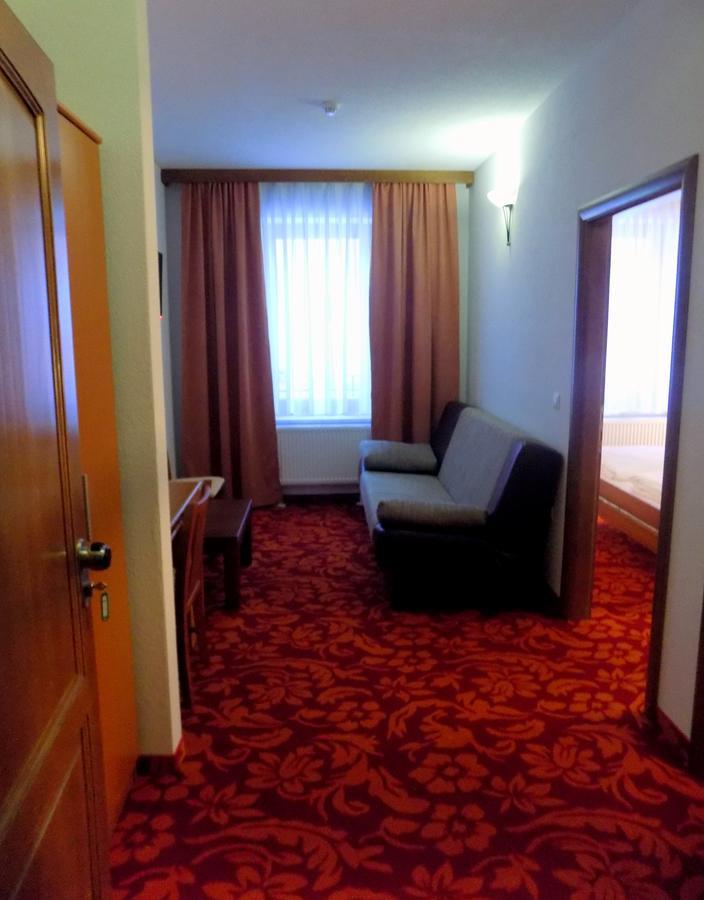 Hotel Knez Kupres  Extérieur photo