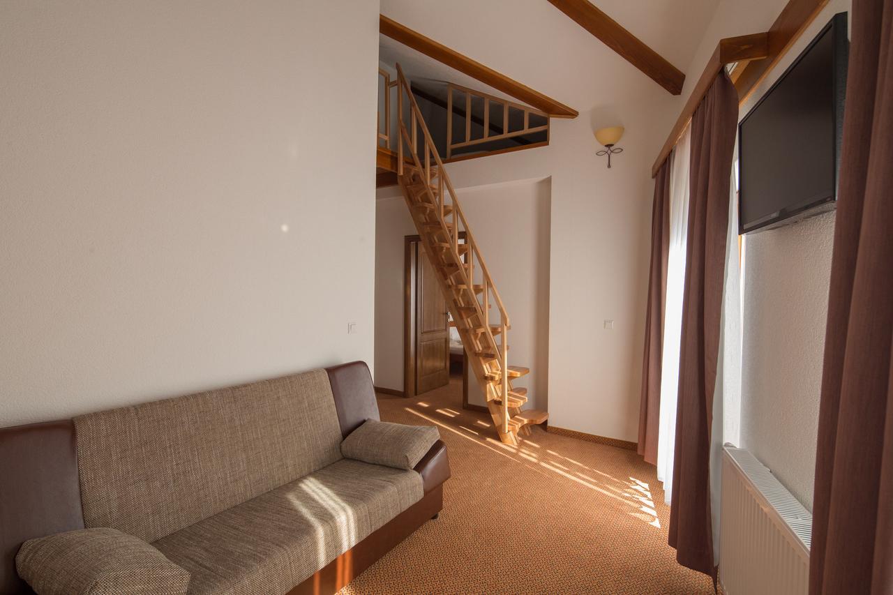Hotel Knez Kupres  Extérieur photo