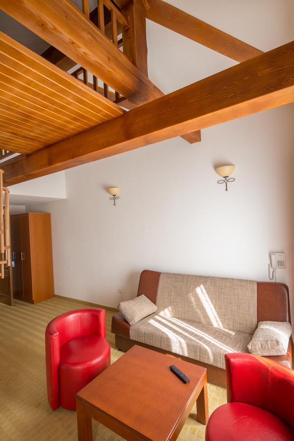 Hotel Knez Kupres  Extérieur photo