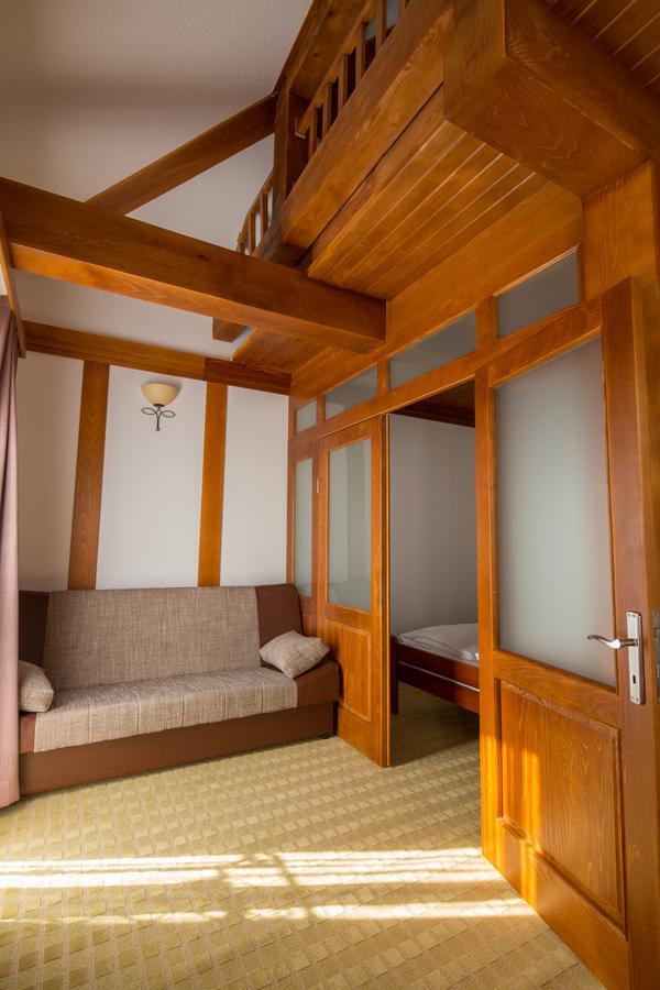 Hotel Knez Kupres  Extérieur photo