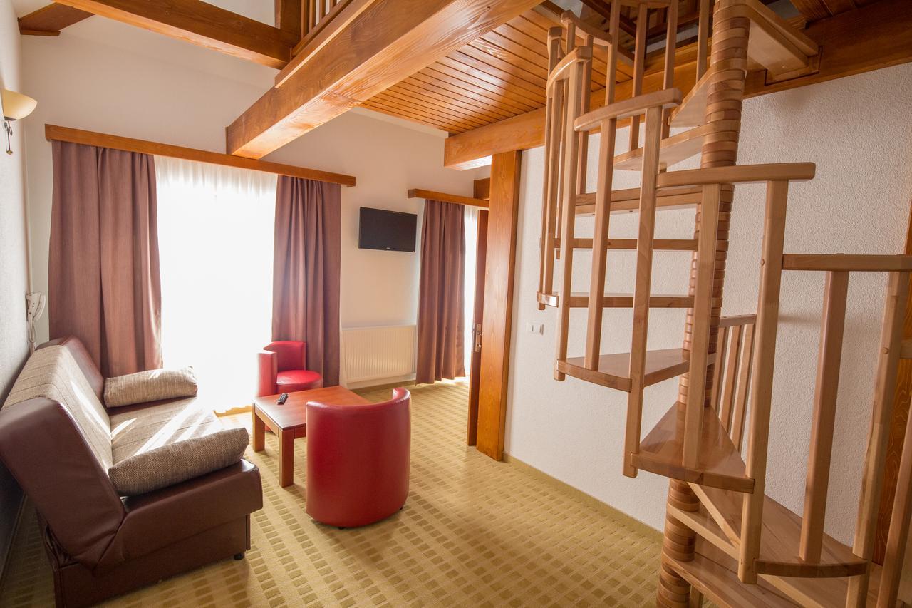 Hotel Knez Kupres  Extérieur photo