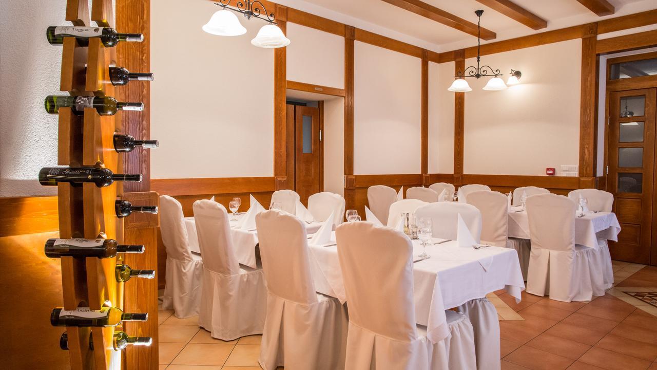 Hotel Knez Kupres  Extérieur photo